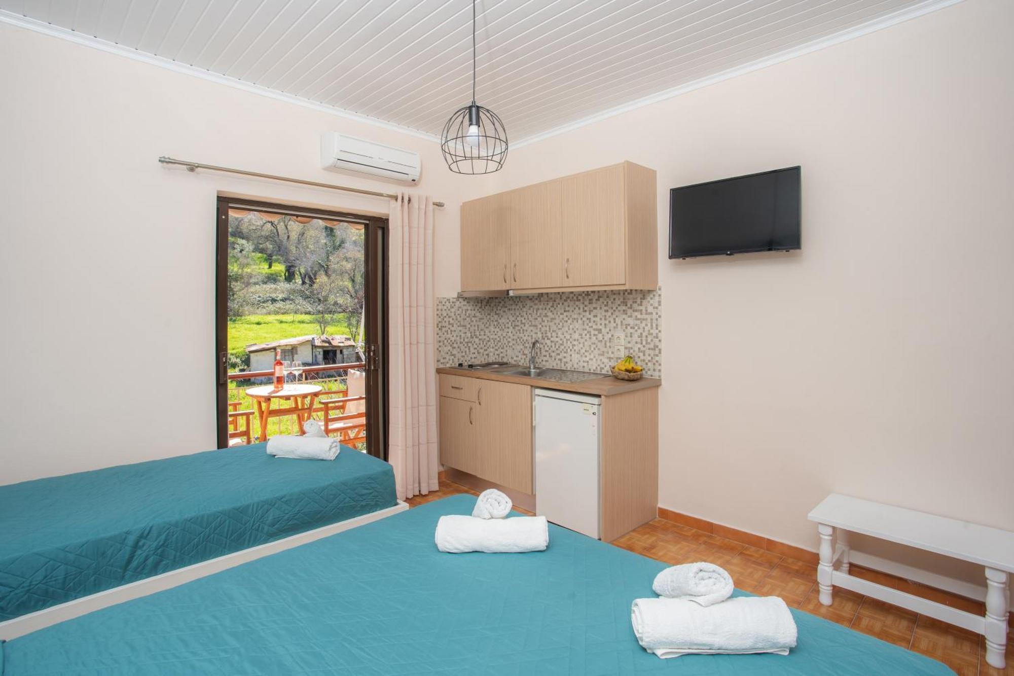 Eros Appartments Kalamíci Kültér fotó