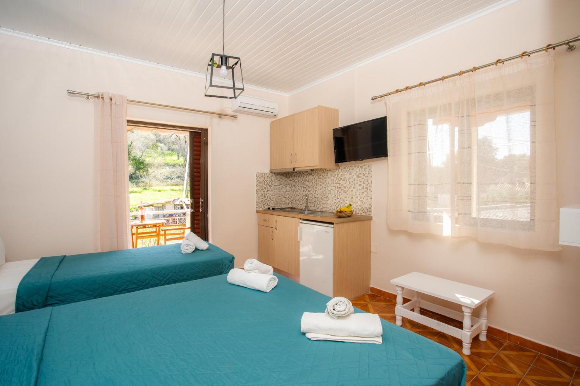 Eros Appartments Kalamíci Kültér fotó